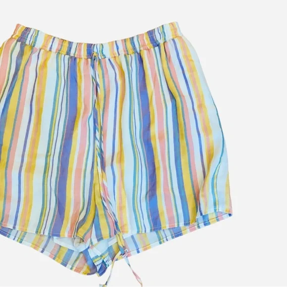 Francesca’s Miami Multicolored Striped Pull on Shorts Lined White Yellow L Pink - Picture 2 of 5